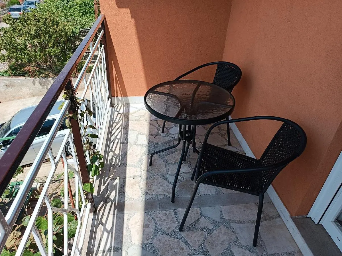 Nika Apartment Pula Hırvatistan